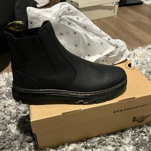 Black Dr. Martin Embury boots
